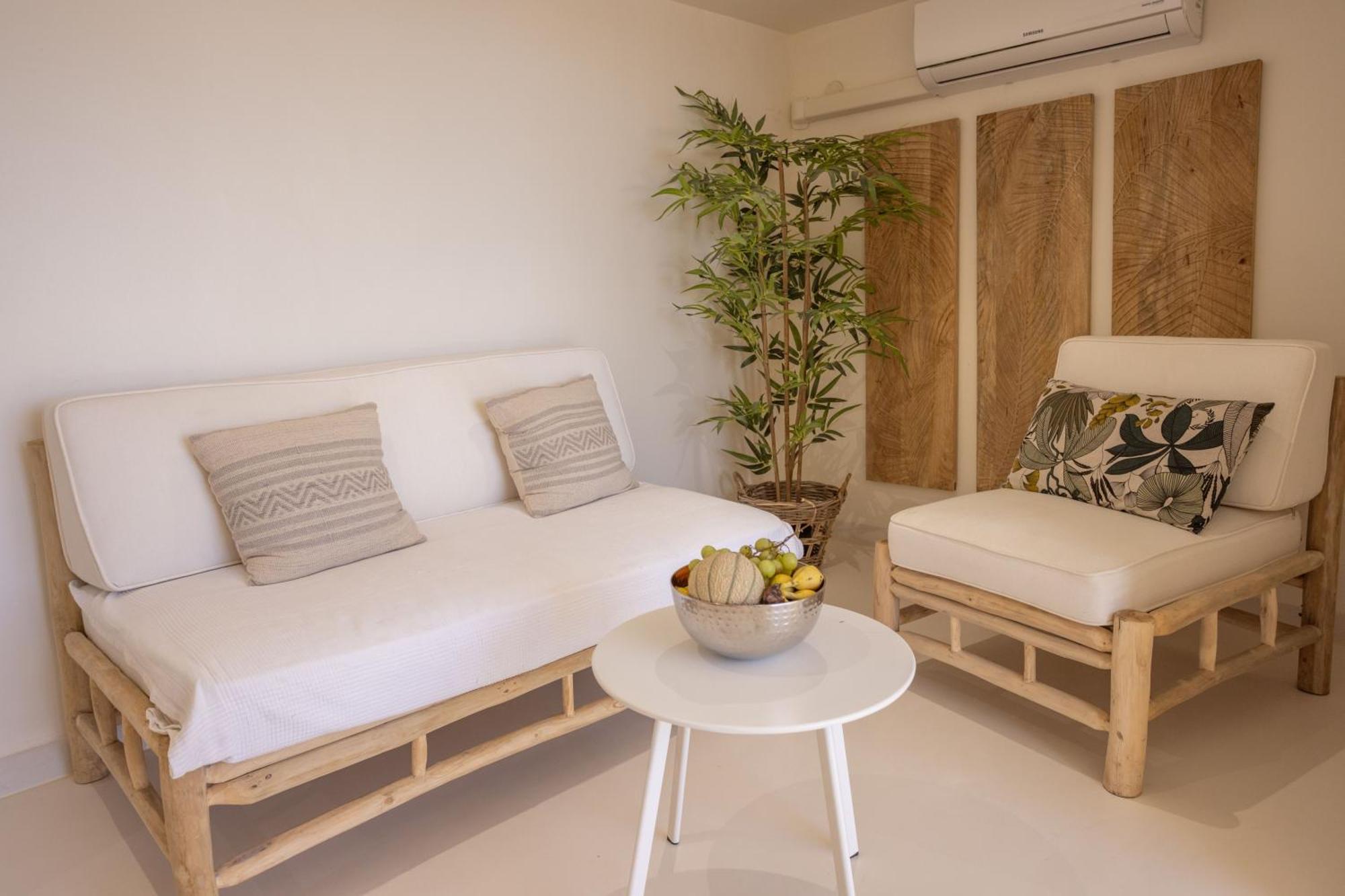 Les Suites Love 3 Spa Vue Mer Piscine Marselha Exterior foto