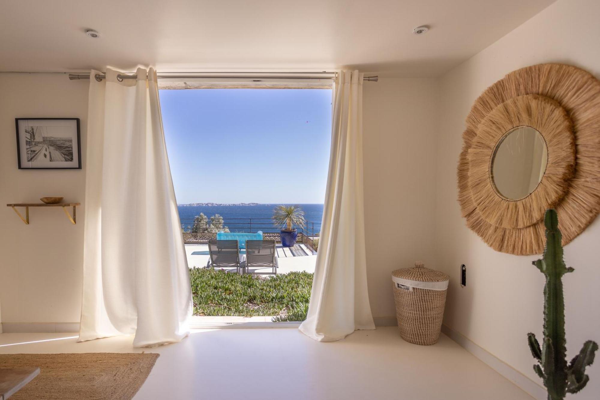 Les Suites Love 3 Spa Vue Mer Piscine Marselha Exterior foto